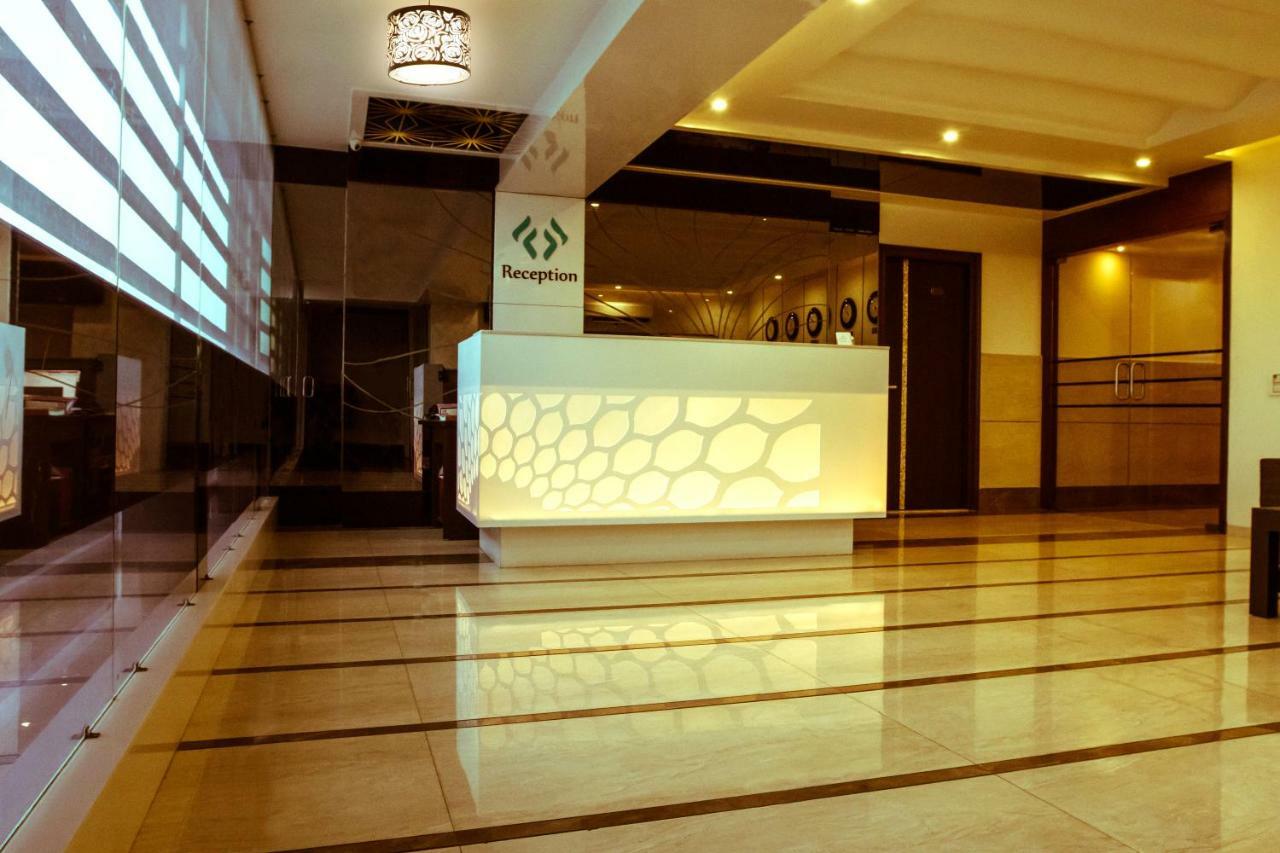 Hotel Fun City Navsari Εξωτερικό φωτογραφία