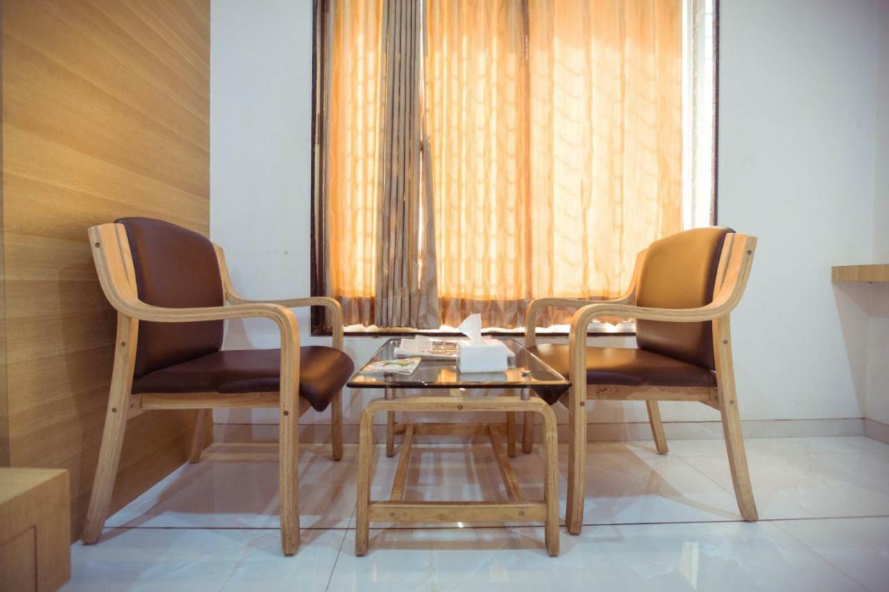Hotel Fun City Navsari Εξωτερικό φωτογραφία